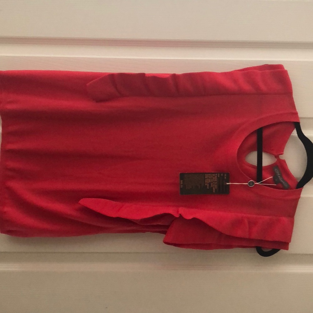 Red Metric New York short sleeve sweater